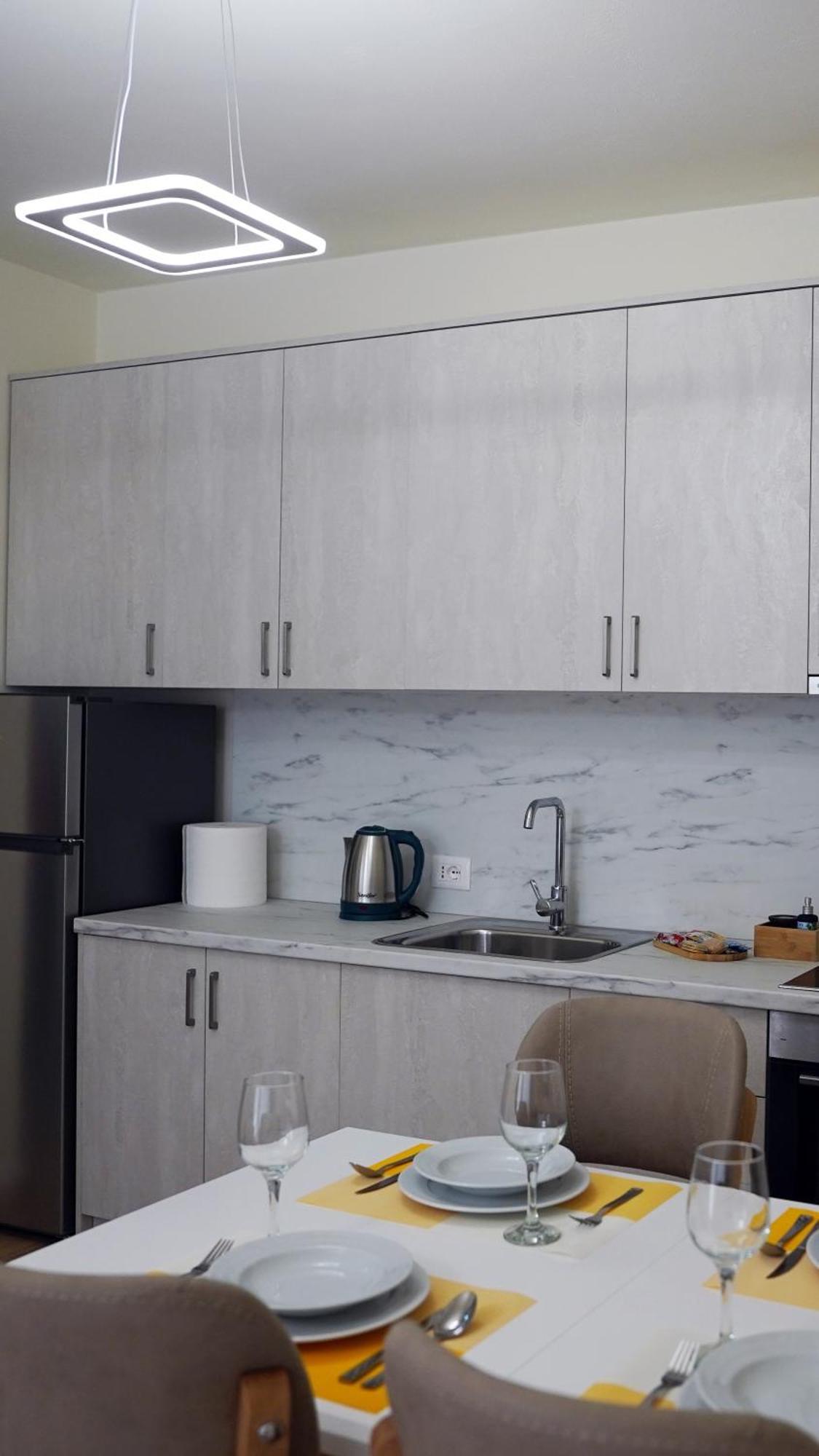 Margen Apartments - Tirana City Center Екстериор снимка